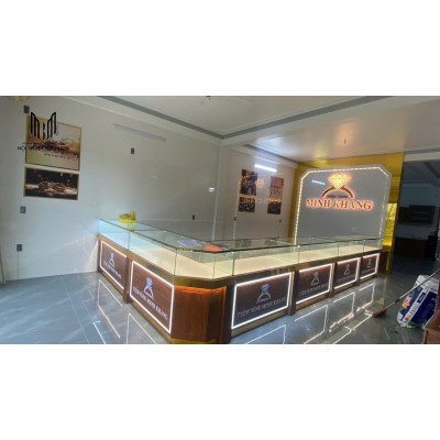 Mẫu tủ trưng bày vàng bằng gỗ lim tự nhiên